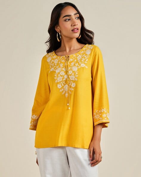 Global Desi Women Embroidered Regular Fit Tunic