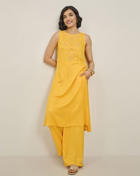 Global Desi Women Embroidered 2-Piece Kurta Set