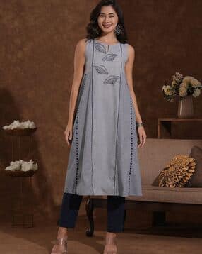 kami kubi Women Checks A-Line Kurta Set-picture-2