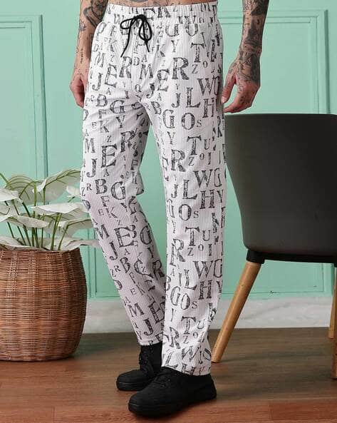 Alpha Tribe Men Typographic Print High-Rise Straight Fit Pants