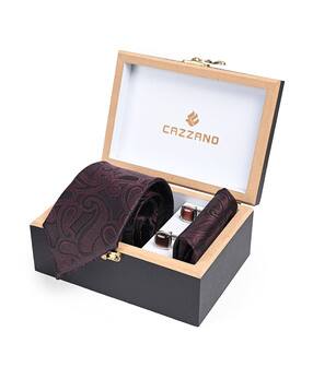 men self-design tie with pocket square and cufflink