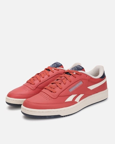 Reebok Shoe with Synthetic upper