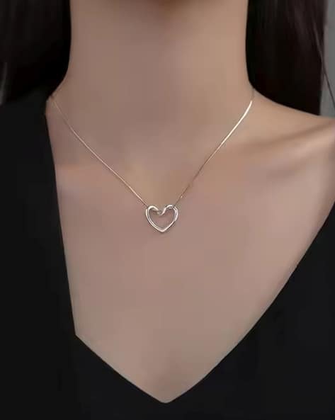 Jazz And Sizzle Women Chain with Heart Shape Pendant