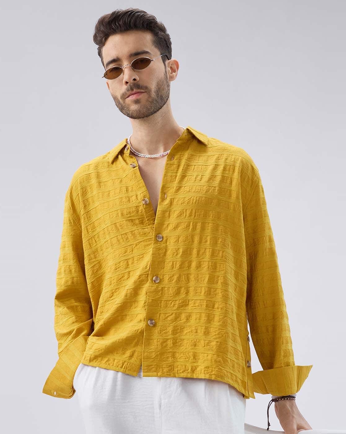 Buy Vastrado Men Boxy Fit Classic Shirt Online | Ajio.com