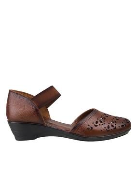 Women Perforated Chunky-Heeled Shoes-image-43