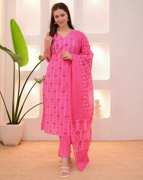 Nyrika Women Floral Print Straight Kurta with Pants & Dupatta