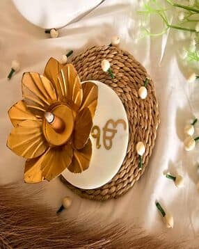 Floral-Shaped Tealight Candle Holder-image-37
