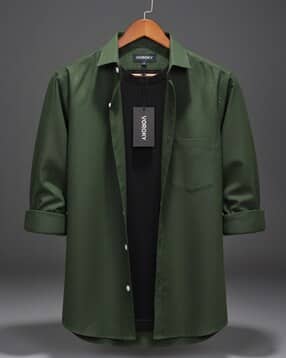 Men Regular Fit Shirt with Patch Pocket