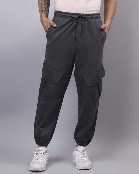 Men Solid Super Loose Fit Cargo Joggers