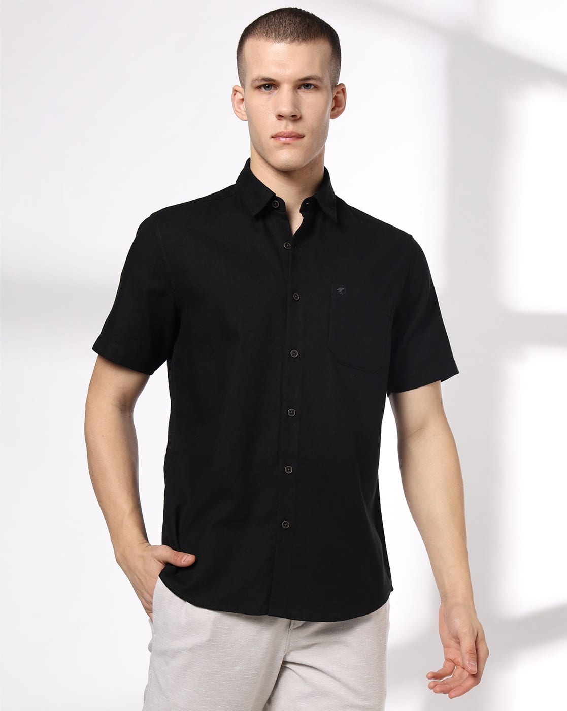 Men Slim Fit Cotton Shirt with Patch Pocket
