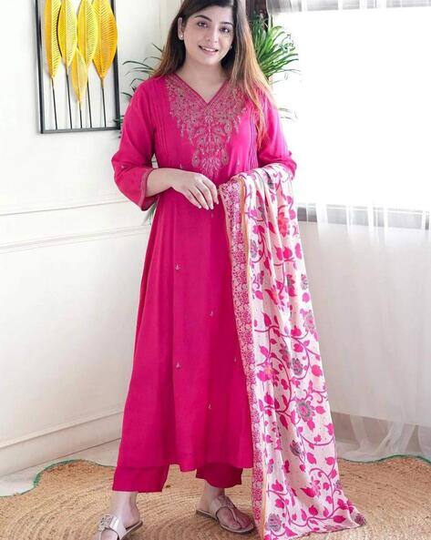 HB VENTURE Women Embellished A-Line Kurta with Pants & Dupatta