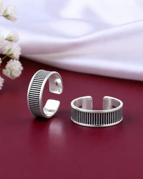 Giva Women Sterling Silver Oxidised Jaya Toe Rings