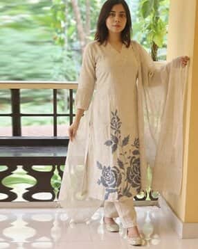 svaraa Women Printed 3-Piece Straight Kurta Set-picture-35