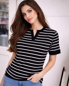 oyeebro Women Striped Regular Fit V-Neck T-Shirt-picture-25