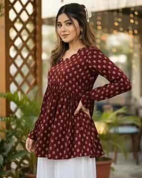 nyrika Women Floral Print Regular Fit Tunic-picture-3