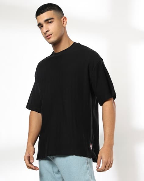 DNMX Men Chevron Patterned Boxy Fit Crew-Neck T-Shirt Offers & Cashback
