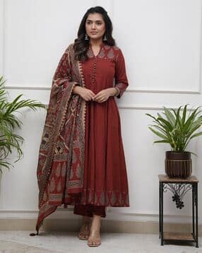 aaghnya fashion Floral Anarkali Kurta Set-picture-33