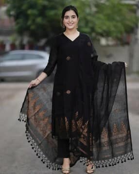 indie picks Floral Straight Kurta Set-picture-25