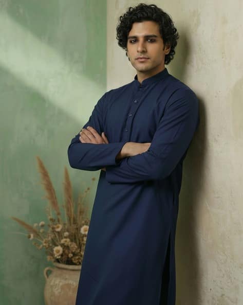 Men Regular Fit Kurta with Mandarin Collar