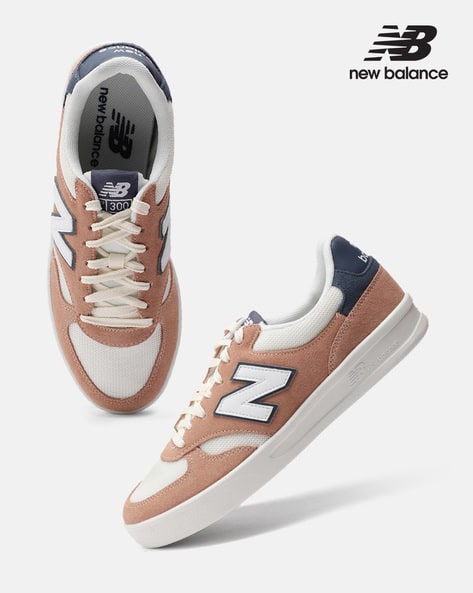 Men CT300 Low-Top Sneakers Offers & Cashback