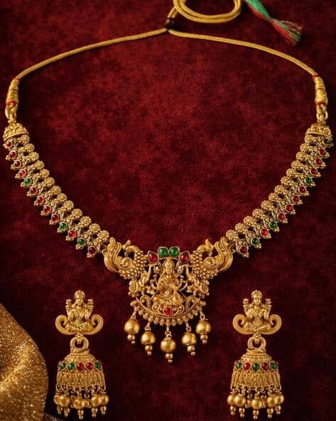 Oomph Women Necklace & Earings Set