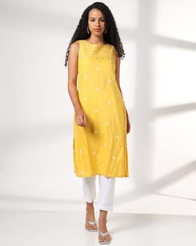 avaasa mix n' match Women Embroidered Straight Kurta-picture-19