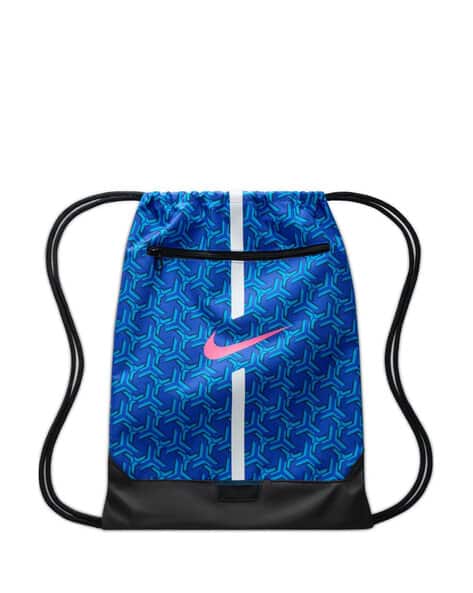 nike backpack amazon canada 3 Brand Clear  Royal Blue  One size (23L), Blue, One Size, Everyday Use Clear Backpack Clothing, Shoes & Accessories It has a separate padded laptop compartment to help keep your tech safe and organised Buy NIKE Academy Gym Sack