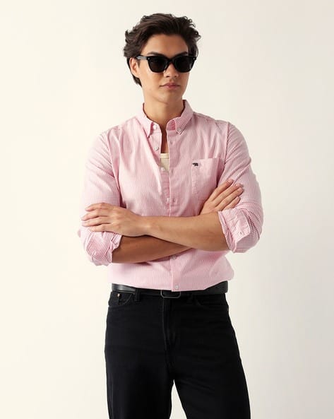 THE BEAR HOUSE Men Cotton Striped Slim Fit Casual Shirt deal from ajio