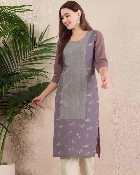 7 Threads Women Leaf Print Round-Neck Straight Kurti