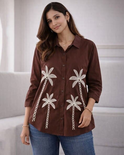 Buda Jeans Co Women Embroidered Relaxed Fit Shirt