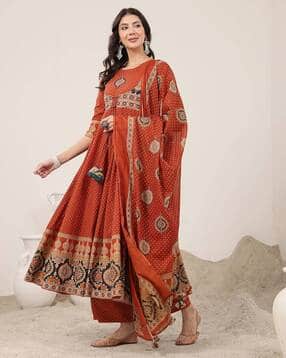 kimayra Cotton Flared Kurta Set-picture-11
