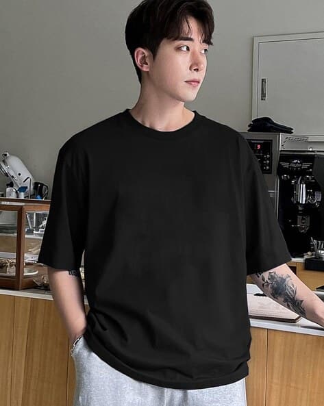NEONOMAD Men's Solid Loose Fit Crew Neck T-Shirt