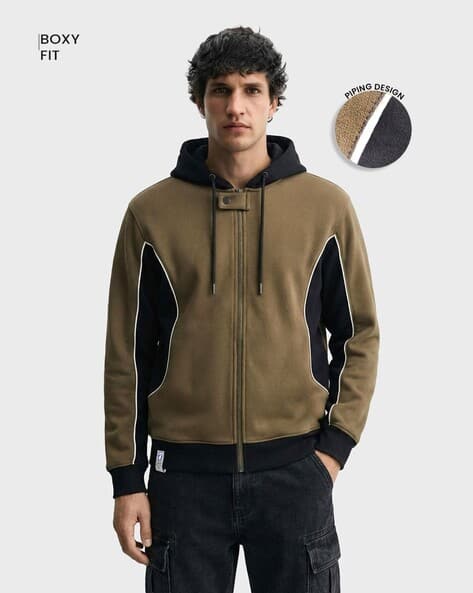 Men Colourblock Boxy Fit Hoodie - Image 1