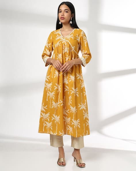 AVAASA MIX N' MATCH Women Floral Print Flared Kurta with Insert Pocket
