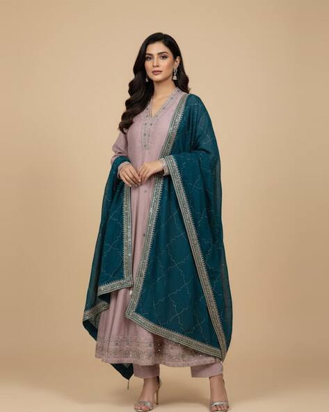 Nyrika Women Embellished Flared Kurta Set