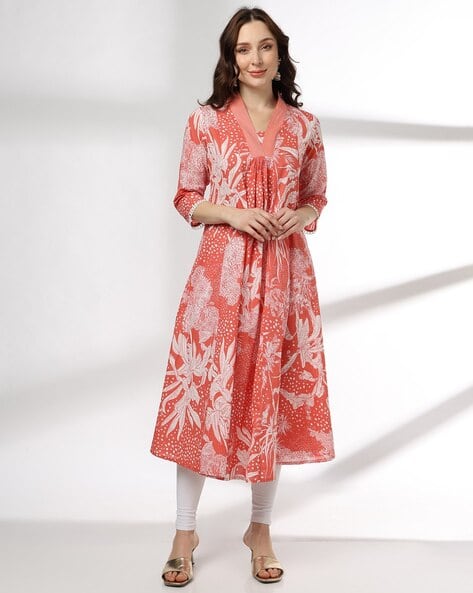 AVAASA MIX N' MATCH Women Printed V-Neck Kurta