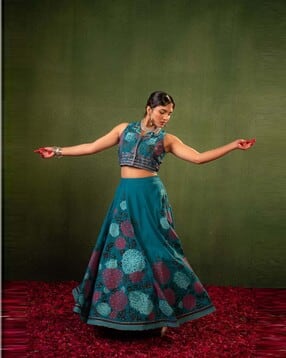 Women Printed Top & Skirt Set-image-11