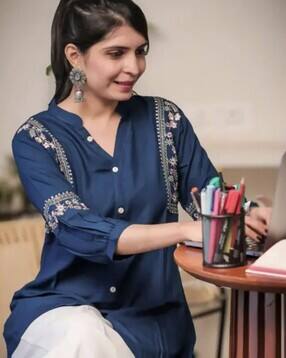indie picks Embroidered Straight Tunic-picture-34