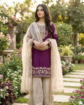 nyrika Women Embroidered 3-Piece Suit Set-picture-29