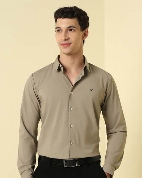 Men Regular Fit Solid Casual Shirt