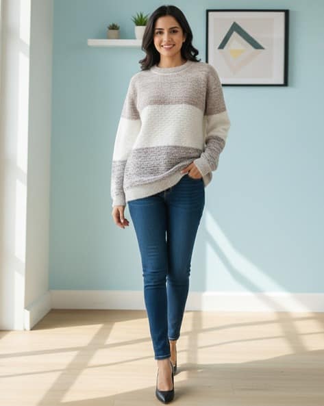 MUHURATAM Women Colourblock Pullover with Ribbed Hem