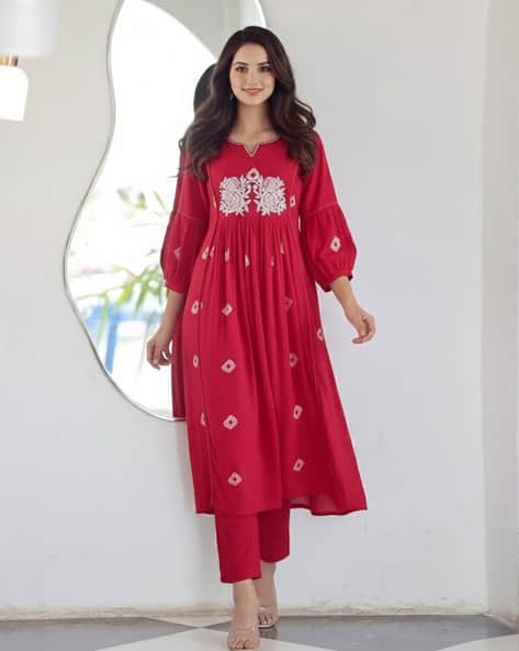 SVARAA Women Embroidered 2-Piece Anarkali Kurta Set