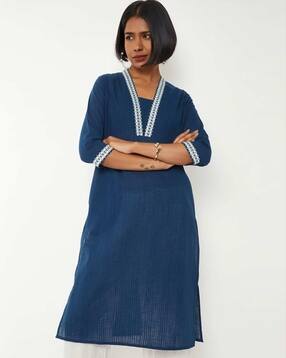 max Women Embroidered Pintuck Straight Kurta-picture-34
