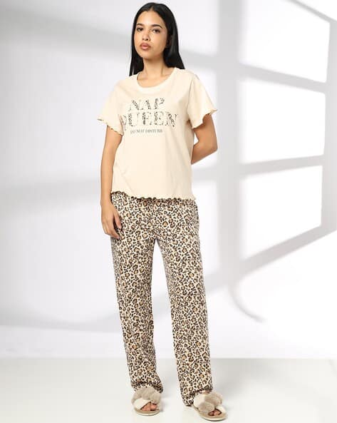 RIO Women Animal Print T-Shirt & Pyjamas Set