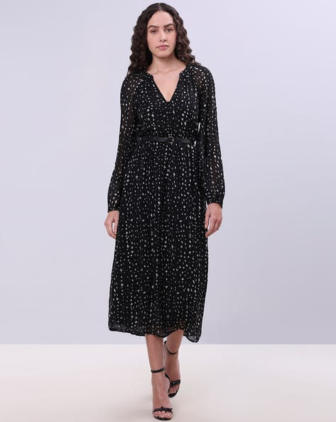 slim fit dress slacks VERO MODA ' Women's Polyester Fit and Flare Above The Knee Dress  (10304007-Silver Lining_Silver