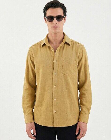 NEONOMAD Men Relaxed Fit Spread-Collar Shirt