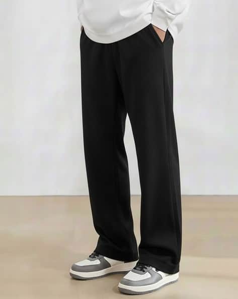 Men Relaxed Fit Trousers