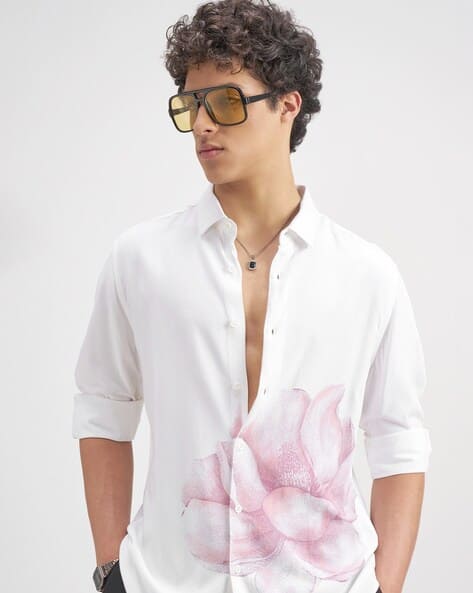 Highlander Men Floral Print Slim Fit Shirt with Spread Collar