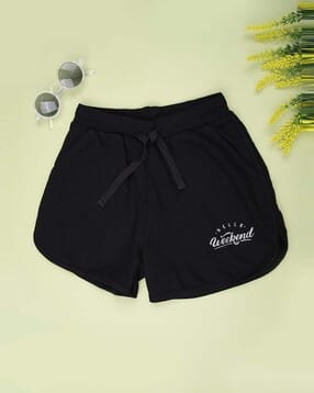 v-mart Girls Graphic Print Mid-Rise Regular Fit Hot Pants-picture-34