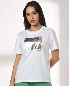 dnmx Women Still Becoming Oversized Crew-Neck T-Shirt-picture-26
